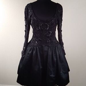 VINTAGE JEET 100%SILK SAKS FIFTH AVENUE WOMEN DRESS SIZE 10